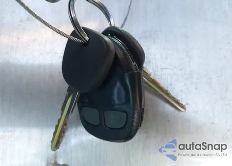 2011 Chevrolet Silverado 1500 Ls z USA, uszkodzony, nr VIN 3GCPCREA3BG319709